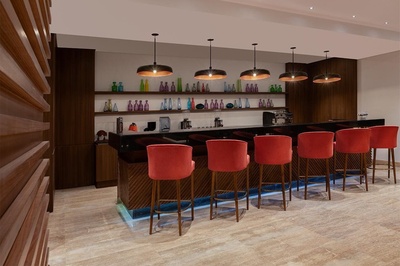 Crystal Inn Hotel - Alamein (Adults Only) El Alamein Exteriér fotografie The bar at the lounge