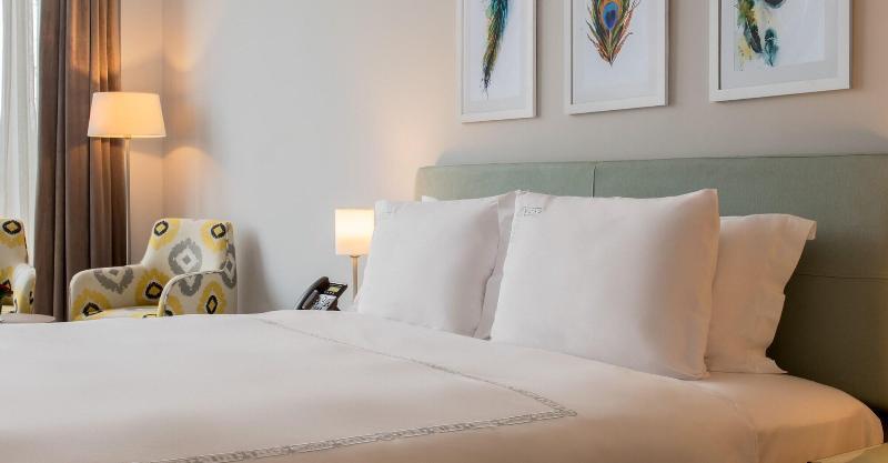 Crystal Inn Hotel - Alamein (Adults Only) El Alamein Exteriér fotografie A bed with two pillows