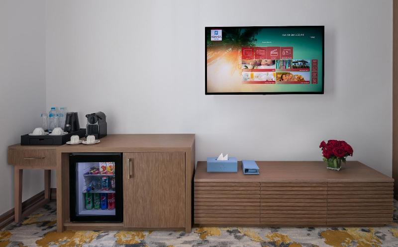 Crystal Inn Hotel - Alamein (Adults Only) El Alamein Exteriér fotografie A television in a hotel room