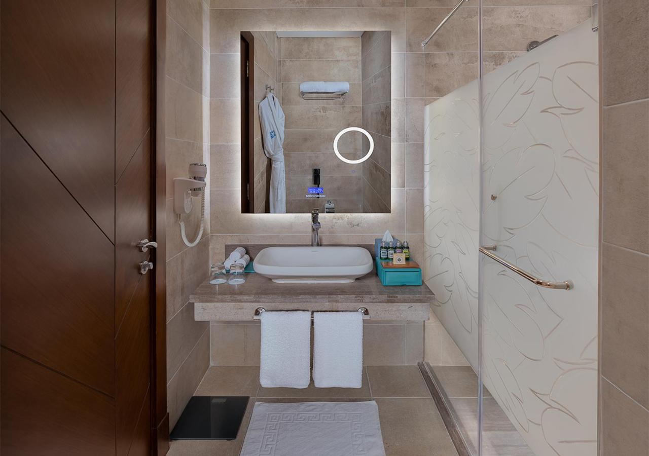 Crystal Inn Hotel - Alamein (Adults Only) El Alamein Exteriér fotografie Bathroom